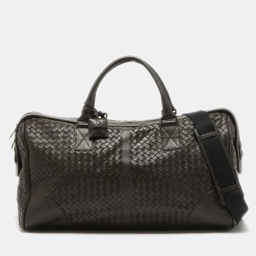 Dark Intrecciato Leather Duffle Bag - Bottega Veneta - Modalova