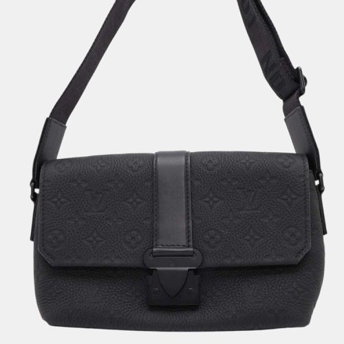 Noir Monogram Taurillon S Cape Messenger bag - Louis Vuitton - Modalova