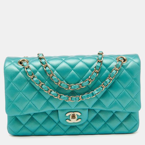 Turquoise Quilted Leather Medium Classic Double Flap Bag - Chanel - Modalova