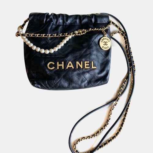 Leather 22 Chain Hobo Bag - Chanel - Modalova