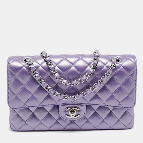 Metallic Quilted Leather Medium Classic Double Flap Bag - Chanel - Modalova