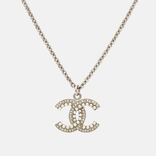 CC Crystal Faux Pearl Tone Pendant Necklace - Chanel - Modalova