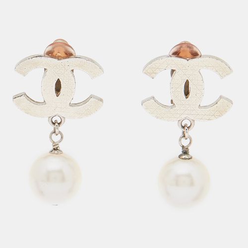 CC Faux Pearl Tone Earrings - Chanel - Modalova