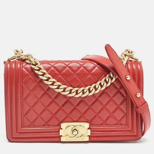 Quilted Leather Medium Boy Flap Bag - Chanel - Modalova