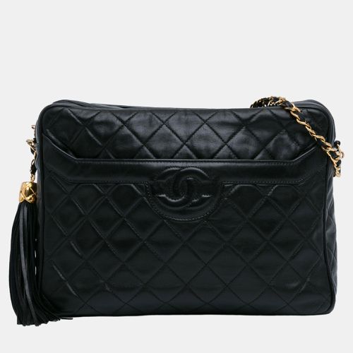 Quilted Lambskin Tassel Camera Bag - Chanel - Modalova