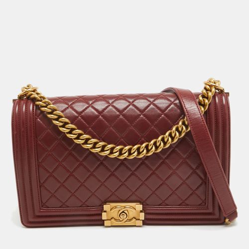 Quilted Leather New Medium Boy Bag - Chanel - Modalova