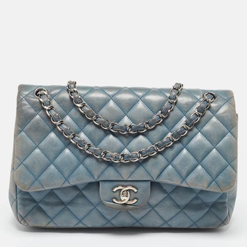 Quilted Leather Jumbo Classic Double Flap Bag - Chanel - Modalova