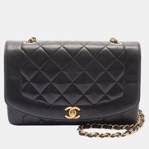 Lambskin Leather Medium Diana Flap Bag - Chanel - Modalova