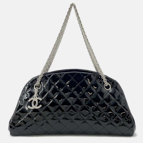 Patent Quilted Medium Just Mademoiselle Bowling Bag - Chanel - Modalova