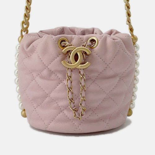 Light Calfskin Quilted Pearl Mini About Pearls Drawstring Bucket Bag - Chanel - Modalova