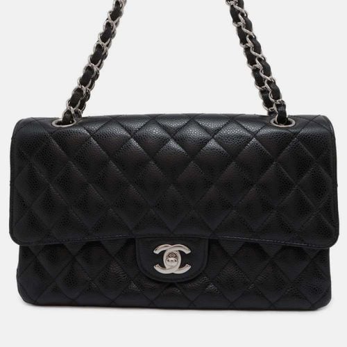 Leather Medium Classic Double Flap Shoulder Bag - Chanel - Modalova