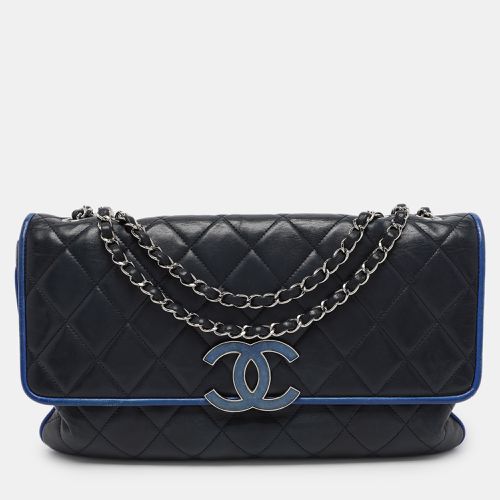 Quilted Leather Divine Flap Bag - Chanel - Modalova