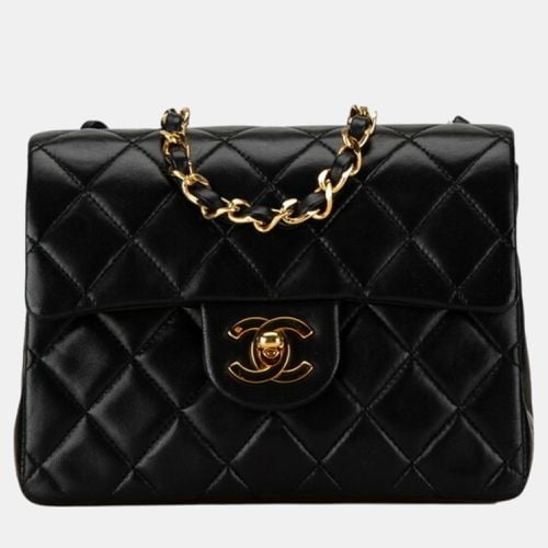 Lambskin Matelasse Coco Mark Chain Shoulder Bag - Chanel - Modalova