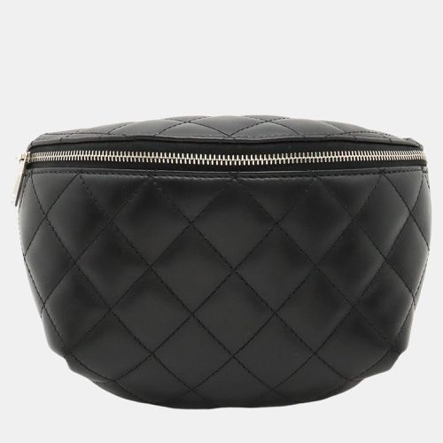 Calfskin Quilted Waist Belt Bag - Chanel - Modalova