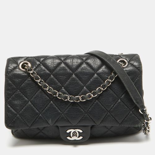 Quilted Leather Medium Soft Easy Flap Bag - Chanel - Modalova