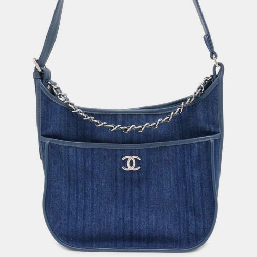 Denim Matelasse CC Logo Hobo Bag - Chanel - Modalova