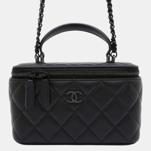 Lambskin Matelasse Vanity Case - Chanel - Modalova