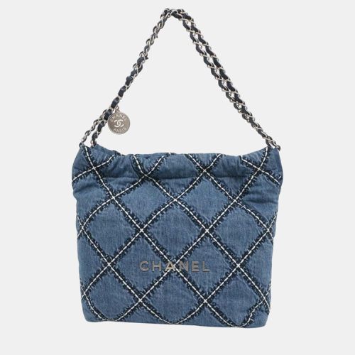 Denim Matelasse 22 bag Small - Chanel - Modalova