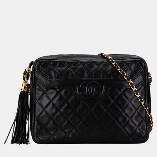 Quilted Lambskin Tassel Camera Bag - Chanel - Modalova