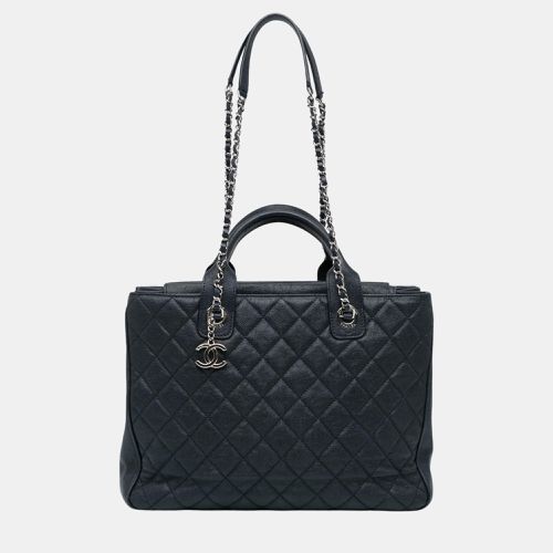 Large Quilted Caviar Urban Companion Tote - Chanel - Modalova