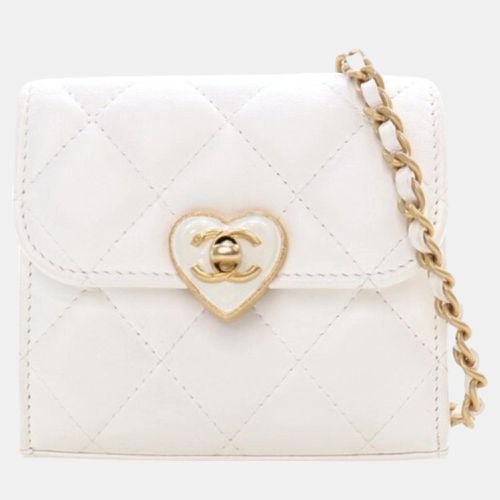 Mini Quilted Lambskin CC Enamel Heart Clutch With Chain - Chanel - Modalova