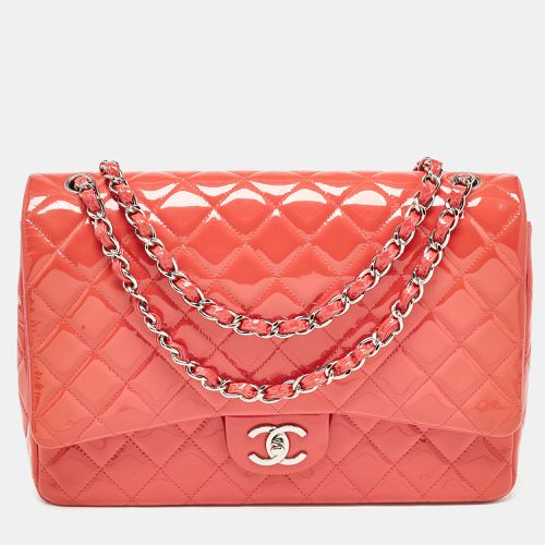 Quilted Patent Leather Maxi Classic Double Flap Bag - Chanel - Modalova