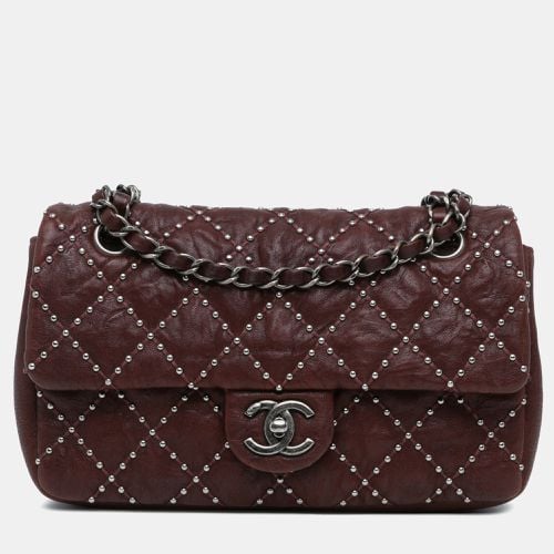 Medium Washed Lambskin Studded Metal Beauty Flap - Chanel - Modalova