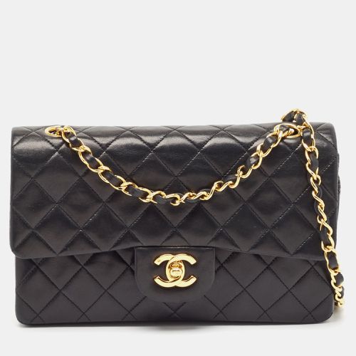 Quilted Leather Small Classic Double Flap Bag - Chanel - Modalova