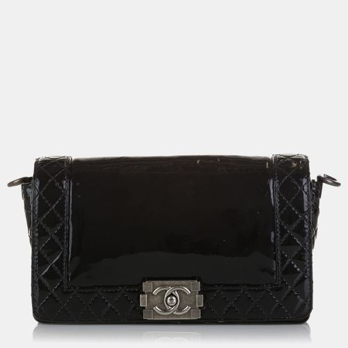 Patent Leather Medium Patent Reverso Boy Flap - Chanel - Modalova