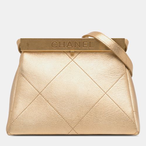 Calfskin Kiss Lock Frame Bag - Chanel - Modalova