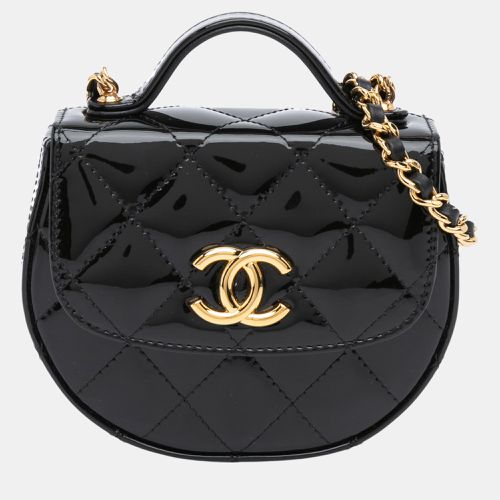 Mini CC Quilted Patent Leather Top Handle Clutch with Chain - Chanel - Modalova