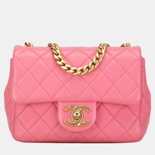 Mini Square Lambskin Pearl Samba Flap - Chanel - Modalova