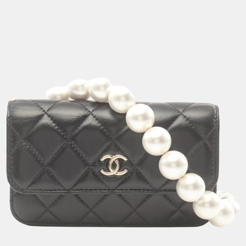 Quilted Calfskin Maxi Pearls Clutch With Chain - Chanel - Modalova