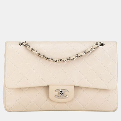 Medium Classic Lambskin Double Flap - Chanel - Modalova