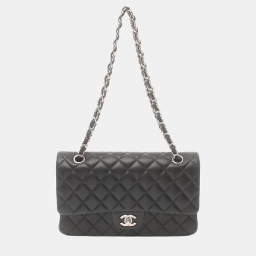 Lambskin Matelasse Double Flap Shoulder Bag - Chanel - Modalova