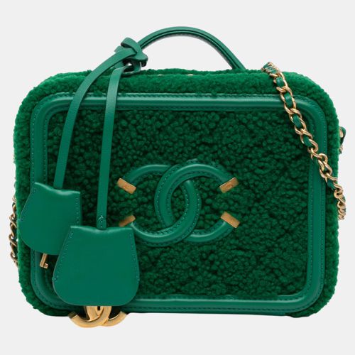 Medium Shearling CC Filigree Vanity Case - Chanel - Modalova