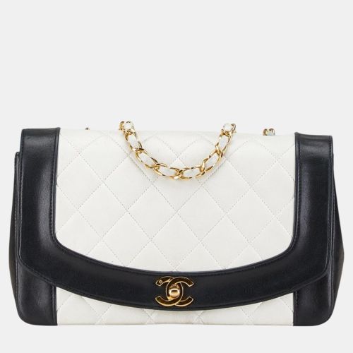 White Bicolor Lambskin Matelasse 25 Coco Mark Diana Chain Shoulder Bag - Chanel - Modalova