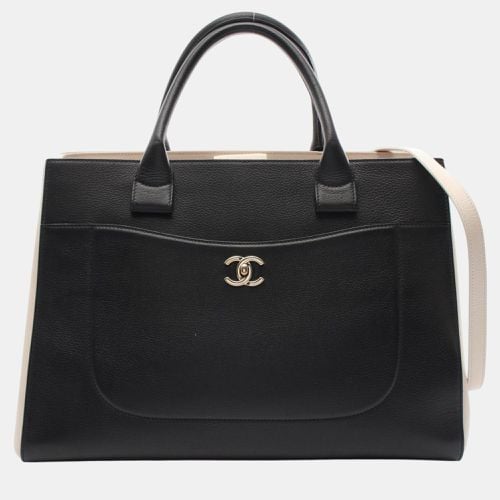 Leather Black Neo Executive Tote Bag - Chanel - Modalova