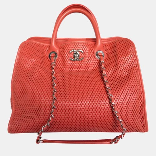 Leather Coral Silver Handbag - Chanel - Modalova