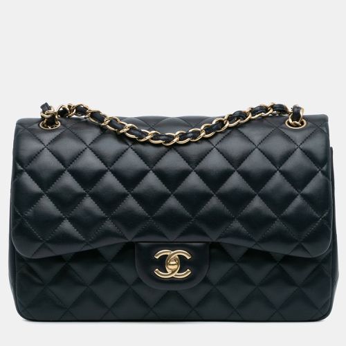 Jumbo Classic Lambskin Double Flap - Chanel - Modalova