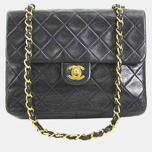 Quilted Leather Flap Shoulder Bag - Chanel - Modalova