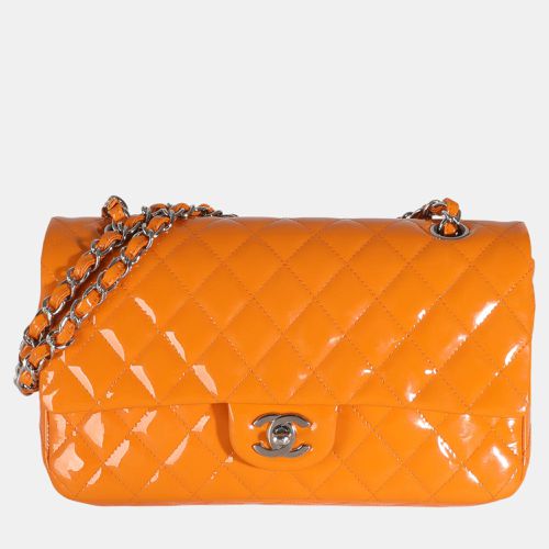 Quilted Patent Medium Classic Double Flap Bag - Chanel - Modalova