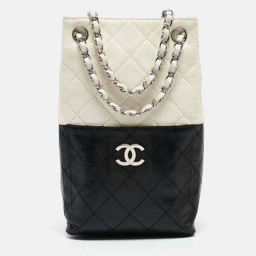 Black Quilted Leather Drawstring Shoulder Bag - Chanel - Modalova