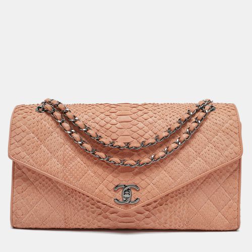 Peach Python Envelope Flap Bag - Chanel - Modalova