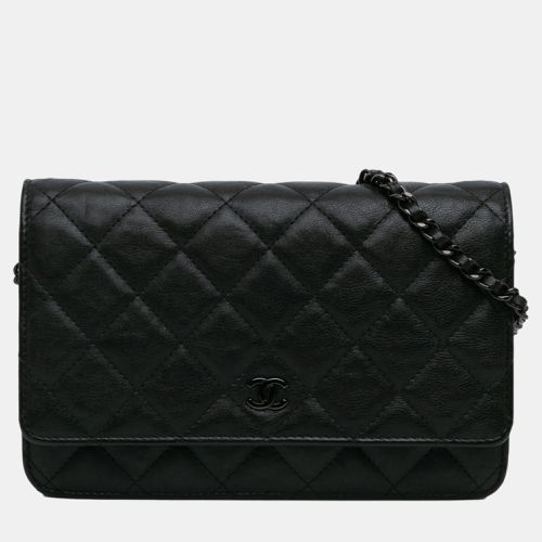 Quilted Crumpled Calfskin So Wallet On Chain - Chanel - Modalova