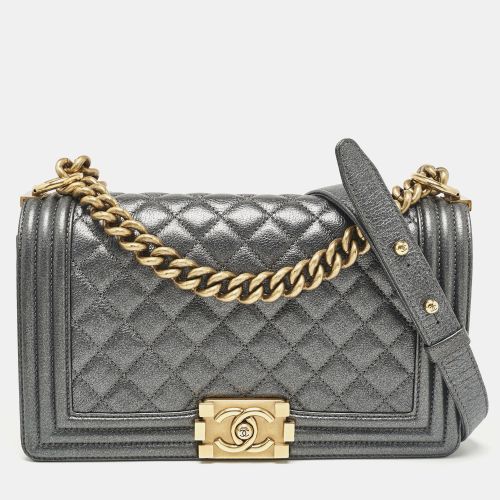 Metallic Quilted Leather Medium Boy Flap Bag - Chanel - Modalova
