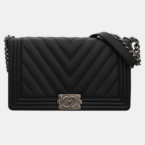 Quilted Lambskin Leather Chevron Medium Boy Bag - Chanel - Modalova