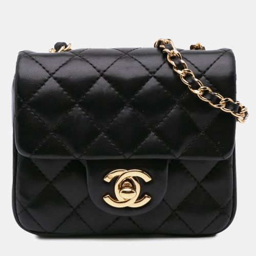 Quilted Lambskin Micro Single Flap Bag - Chanel - Modalova