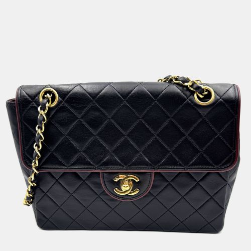 Vintage Classic Flap Leather Shoulder Bag - Chanel - Modalova