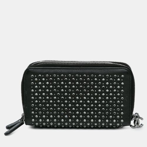 Studded Leather Zip Wallet - Chanel - Modalova